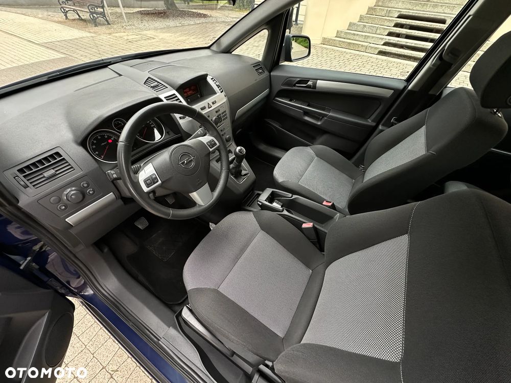 Opel Zafira 1.8 Family - 13