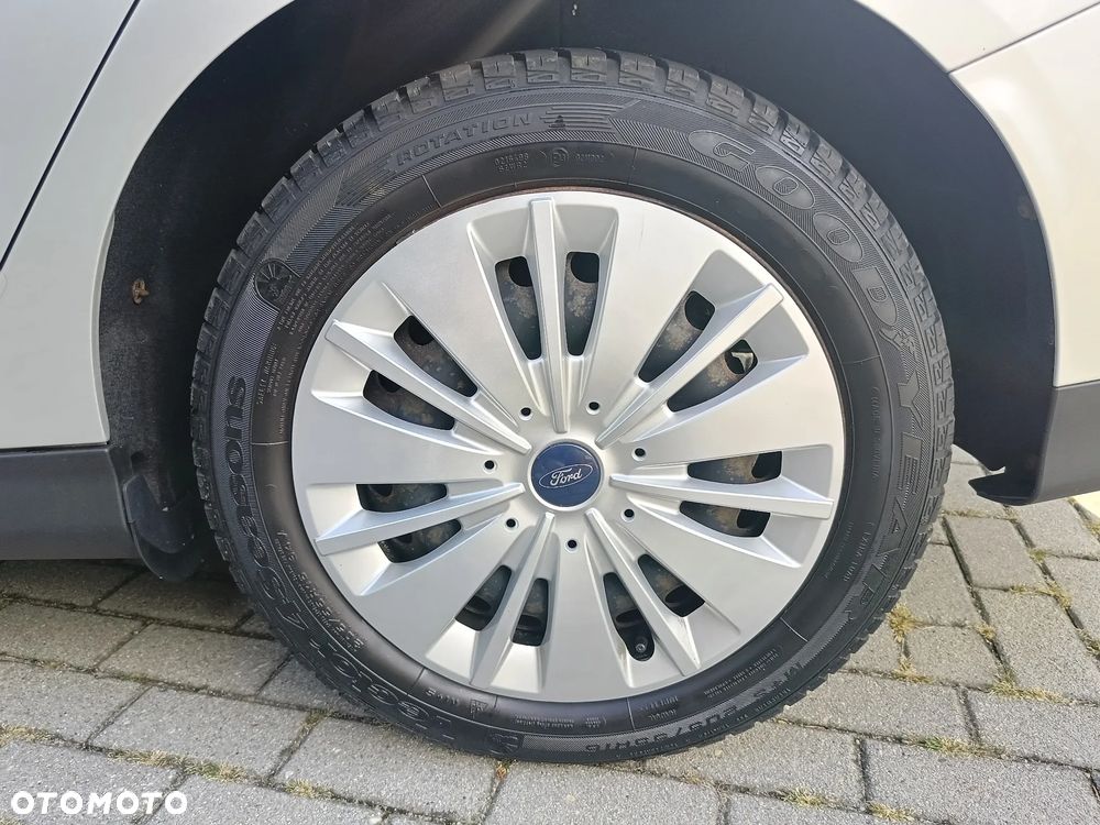 Ford Focus 1.0 EcoBoost Active Business - 26