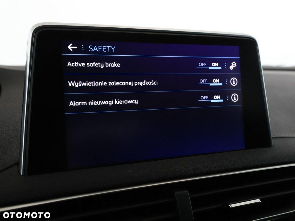 Peugeot 3008 1.5 BlueHDi Crossway S&S EAT8 - 26