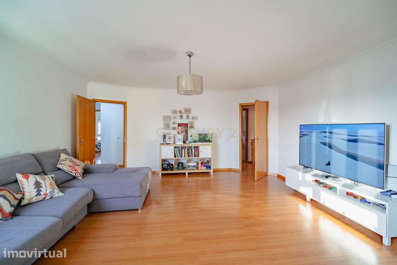 Apartamento T3 em Almada com garagem e arrecadação - Grande imagem: 5/44