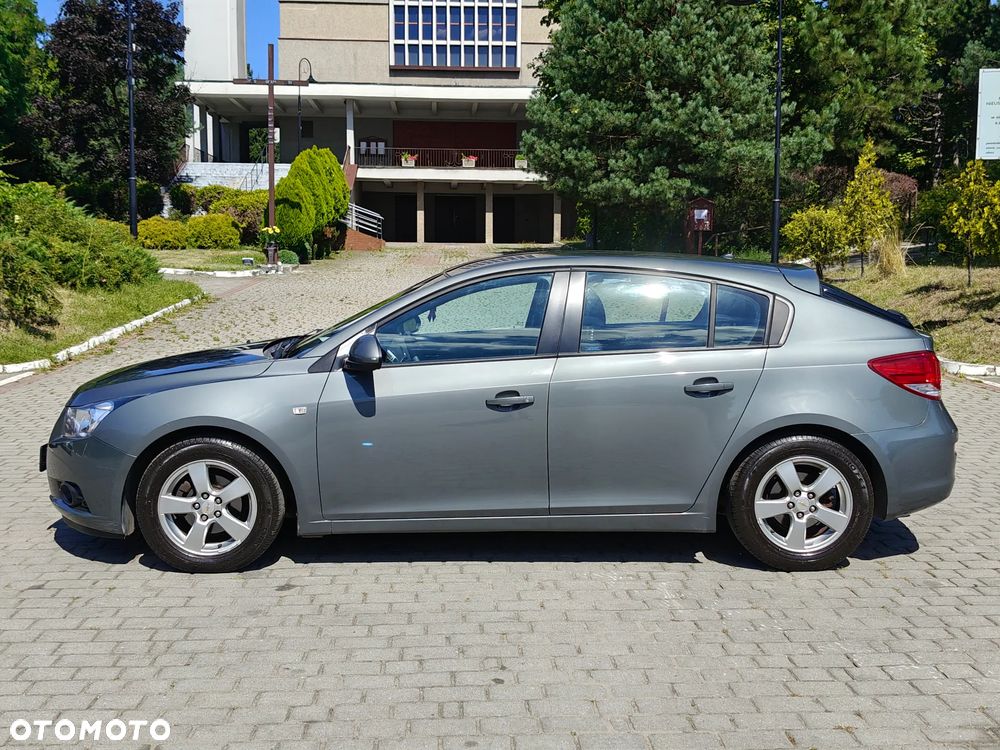 Chevrolet Cruze 1.6 LT - 5