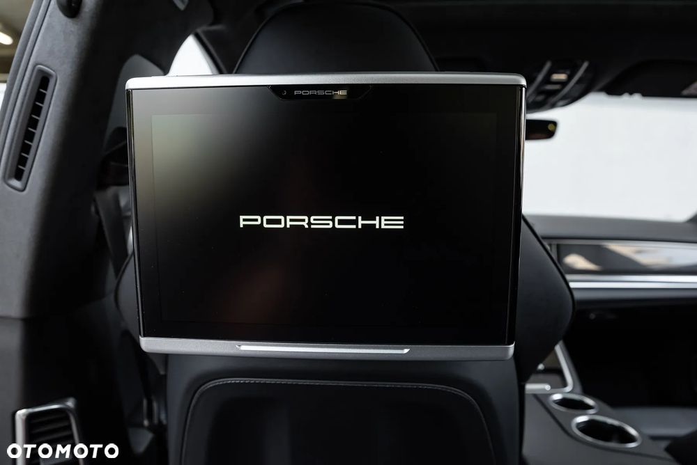 Porsche Panamera - 22