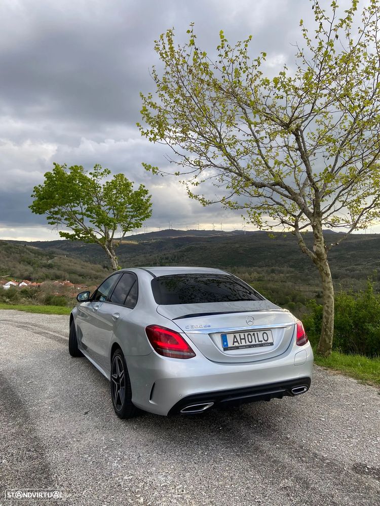 Mercedes-Benz C 300 de AMG Line - 3