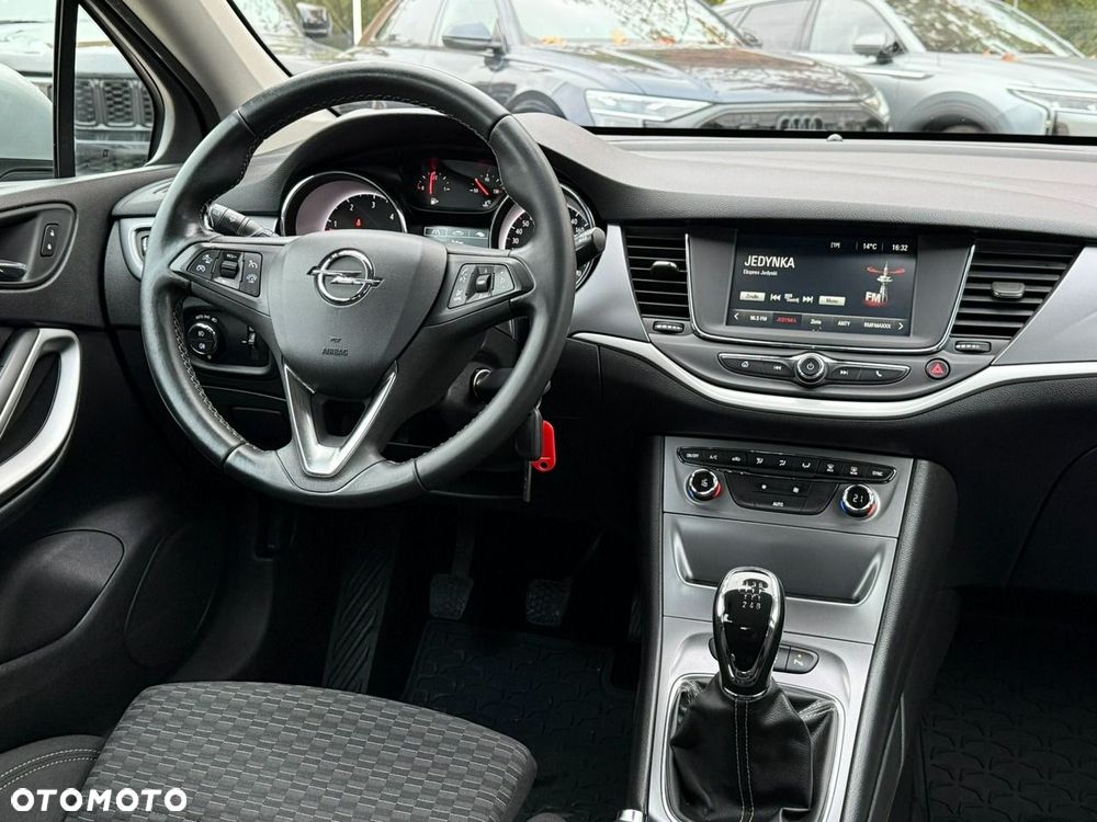 Opel Astra 1.6 CDTI Enjoy - 18