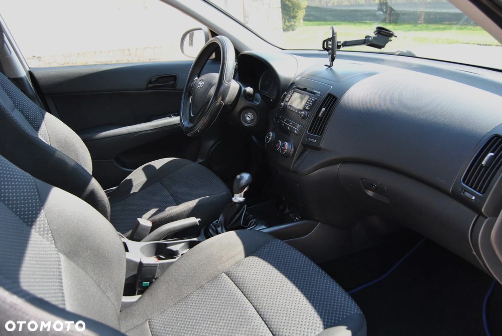 Hyundai i30 1.6 Comfort - 7