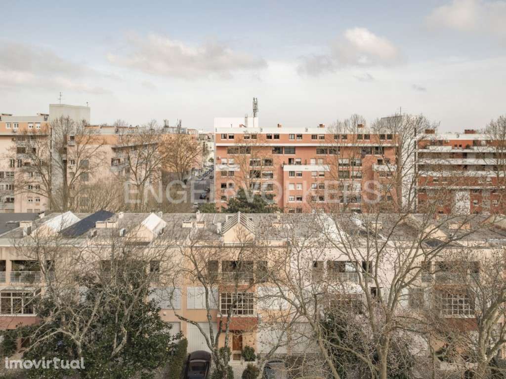 T3 em Telheiras com 91 m² - Conforto, Luz e Localização - Grande imagem: 4/25