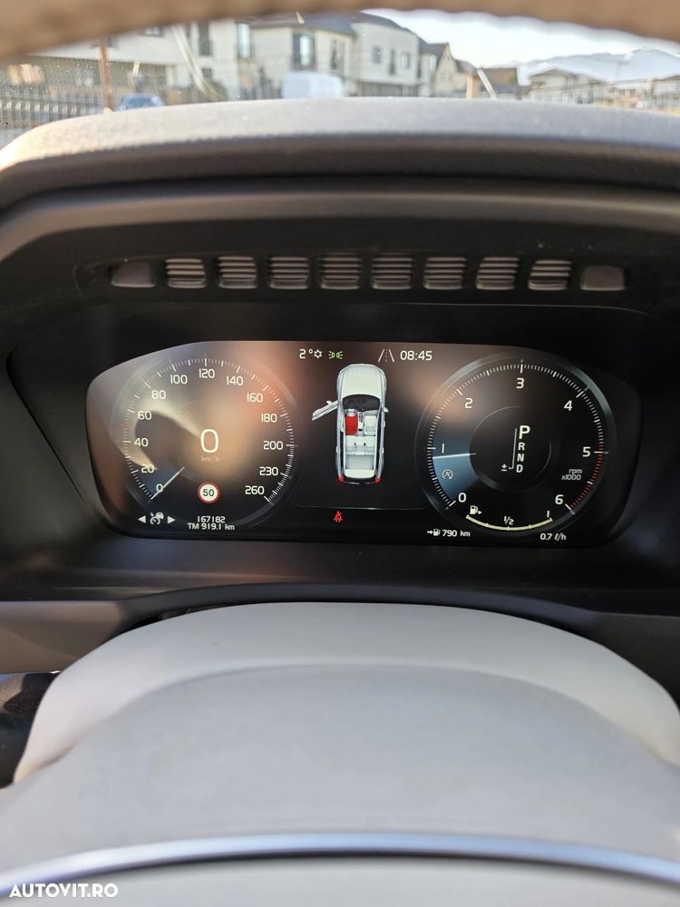 Volvo XC 90 D5 AWD Geartronic Inscription - 8