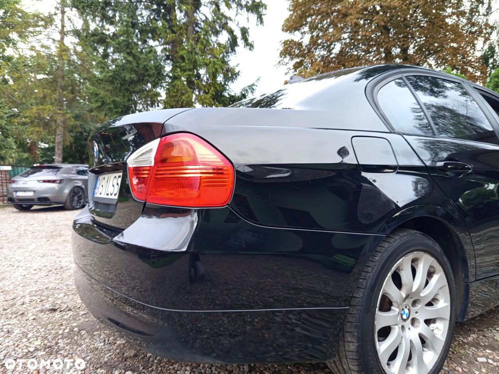 BMW Seria 3 - 35