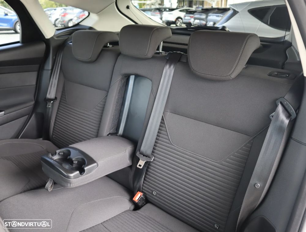 Ford Focus 1.0 EcoBoost Titanium - 24