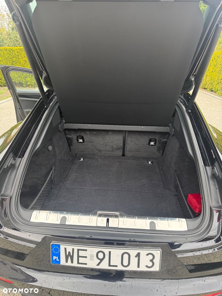 Porsche Panamera - 18
