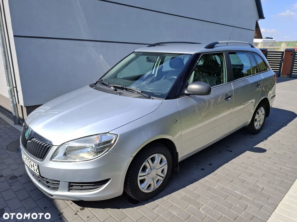Skoda Fabia 1.2 TSI Active - 2