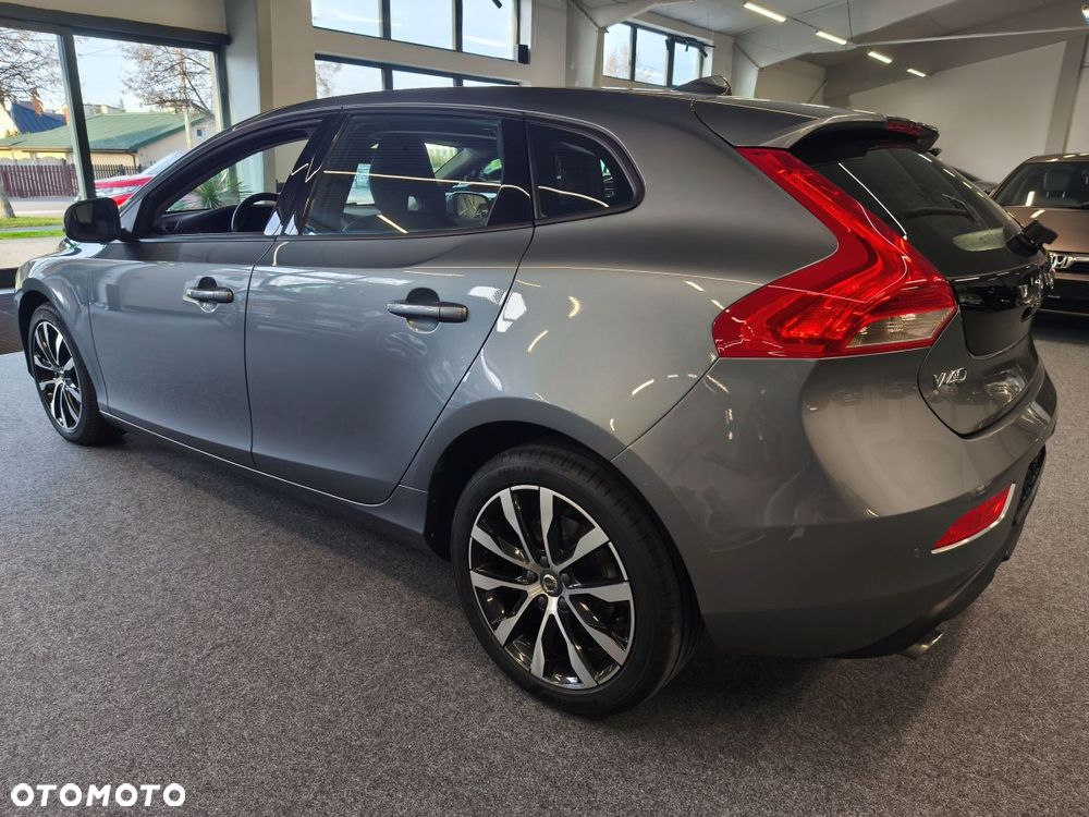 Volvo V40 D2 Drive-E SCR Momentum - 5