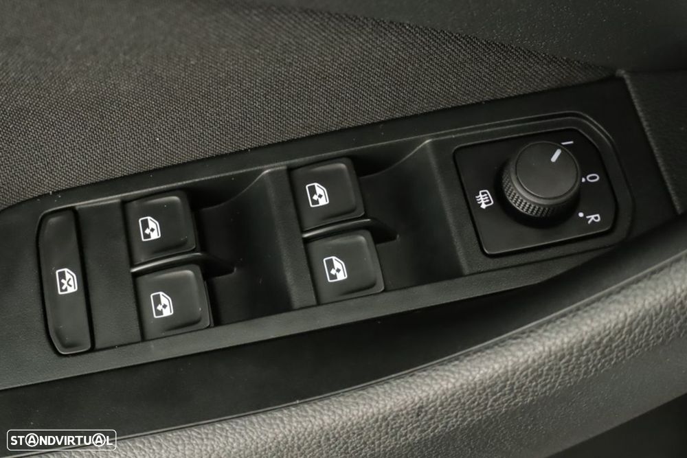 Skoda Kamiq 1.0 TSI DSG - 19