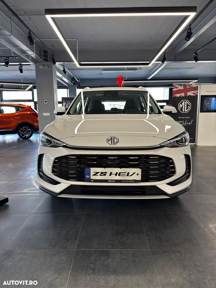 MG ZS HEV 1.5 GSI AT Explore - 1