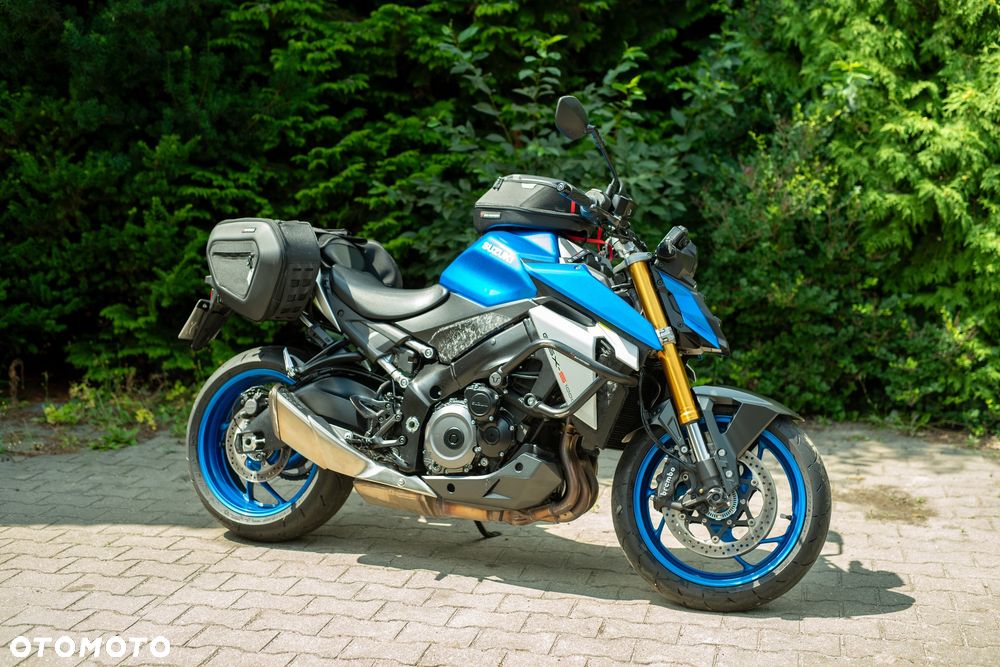 Suzuki GSX 1000 - 1