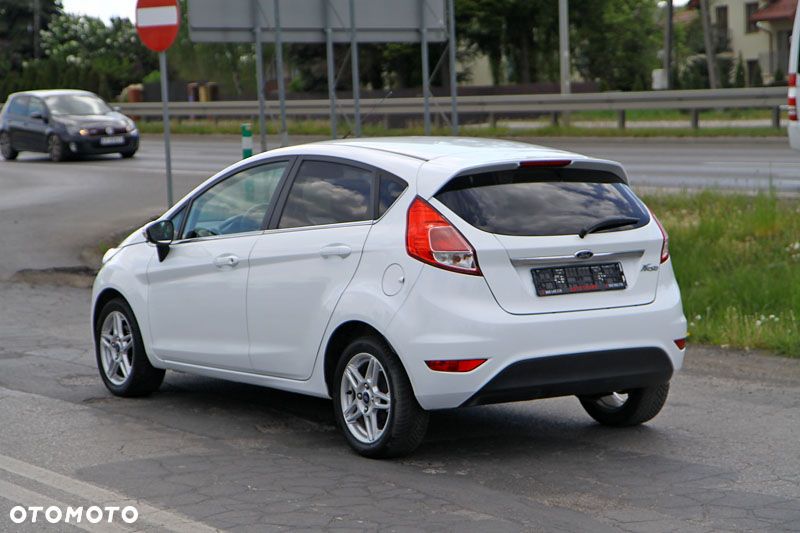 Ford Fiesta 1.4 Champions Edition - 4