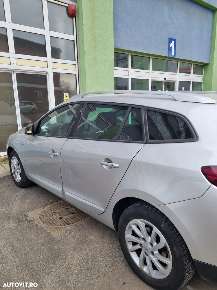 Renault Megane ENERGY dCi 110 Start & Stop Bose Edition - 14