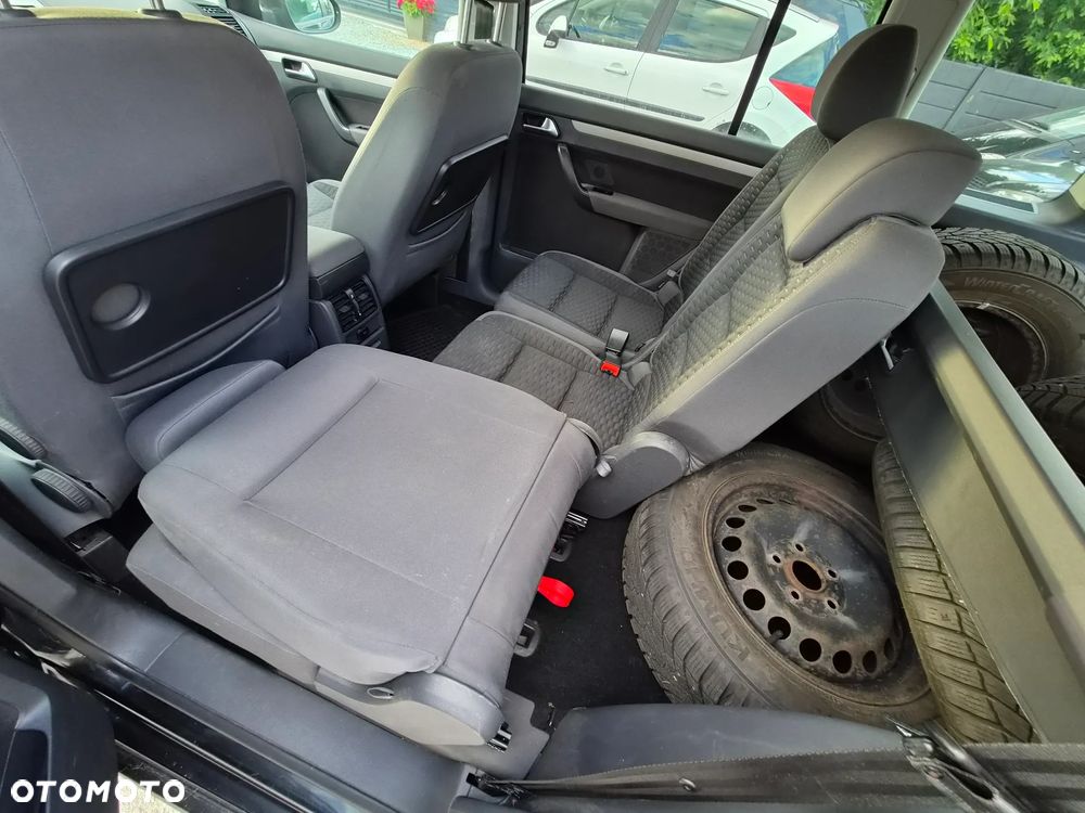 Volkswagen Touran 1.9 TDI DPF Conceptline - 6