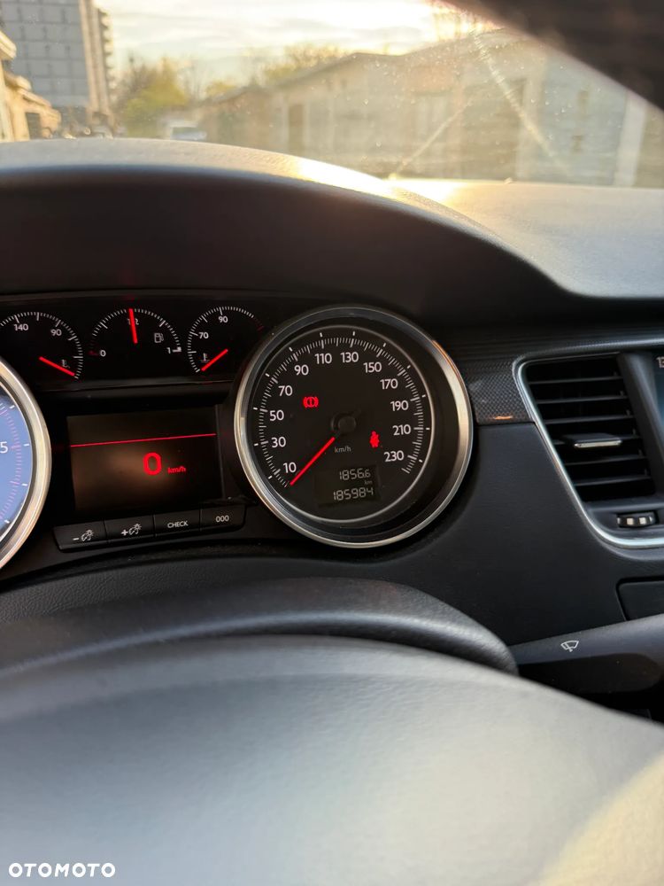 Peugeot 508 HDi FAP 160 Allure - 27