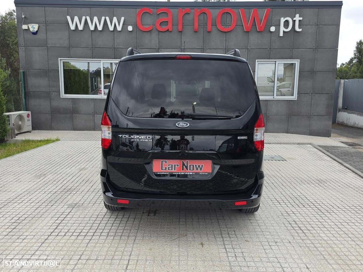 Ford Tourneo Courier 1.0 EcoBoost Titanium - 9