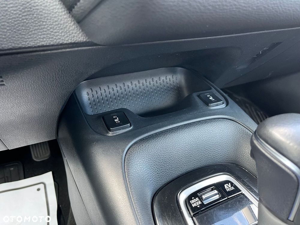 Toyota Corolla 1.8 Hybrid Comfort - 18