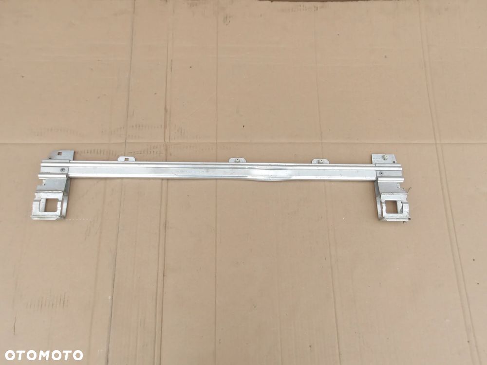 BELKA DOLNA ZDERZAKA PRZOD BMW 1 F40