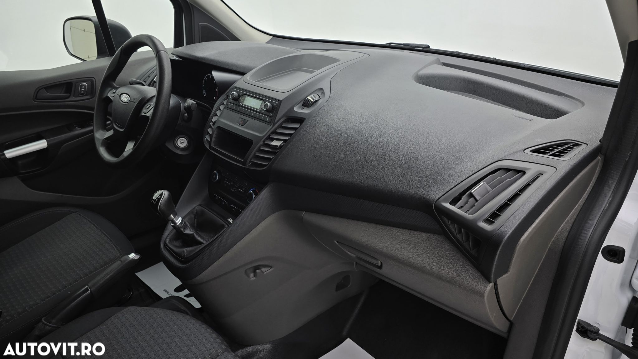 Ford Transit Connect - 20