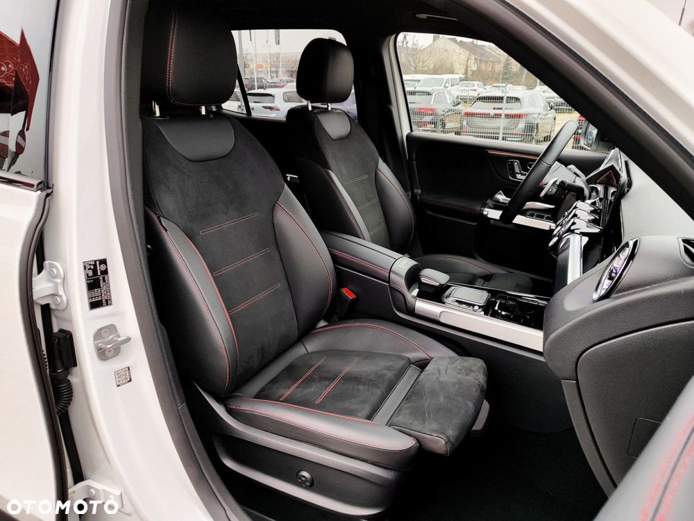 Mercedes-Benz GLB 220 d 4-Matic AMG Line 8G-DCT - 12