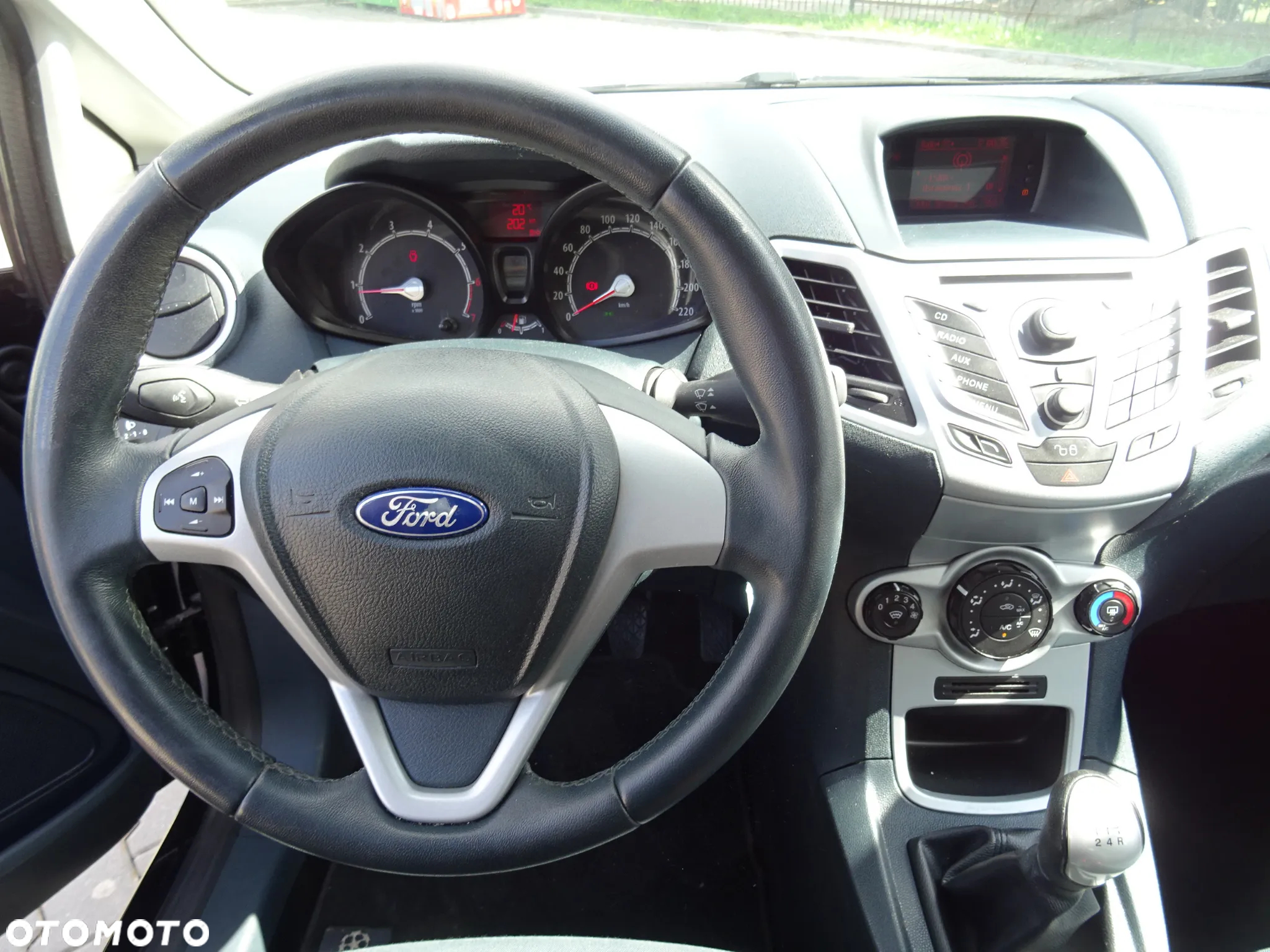Ford Fiesta 1.25 Titanium EU5 - 8