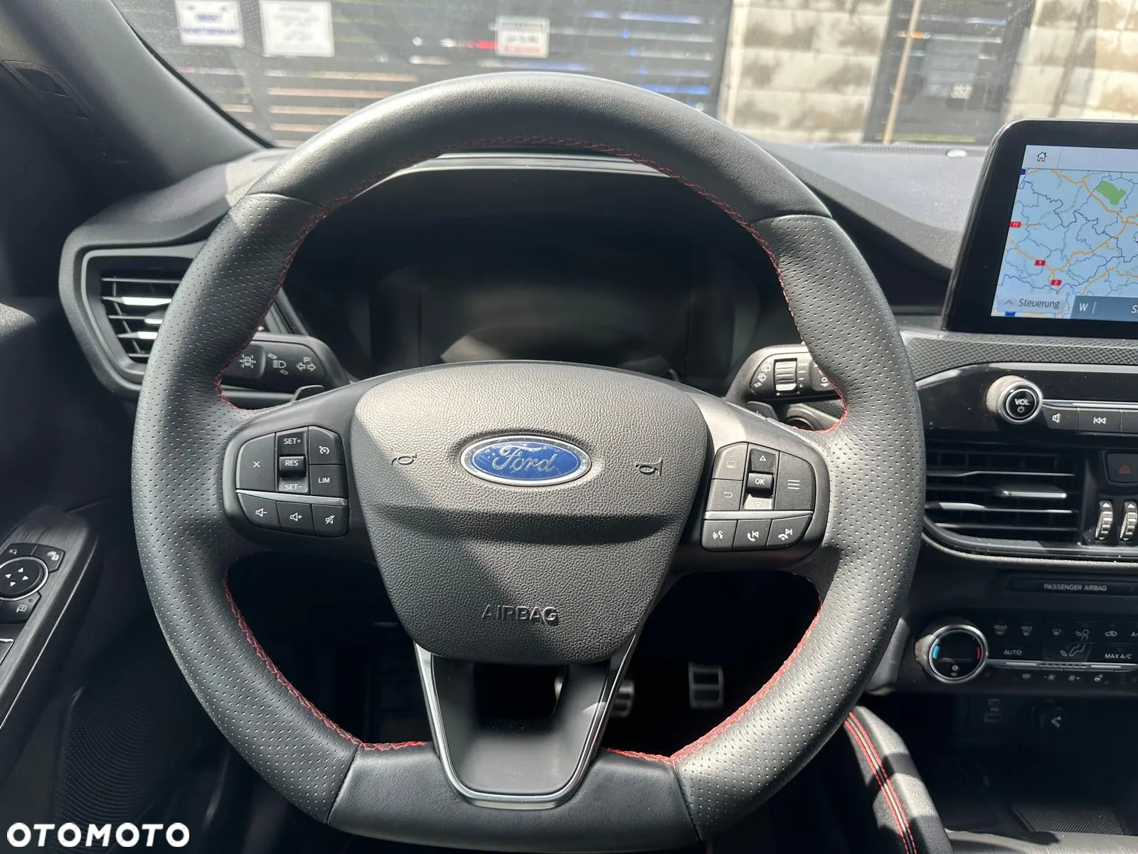 Ford Kuga 2.0 EcoBlue 4x4 ST-LINE X - 12