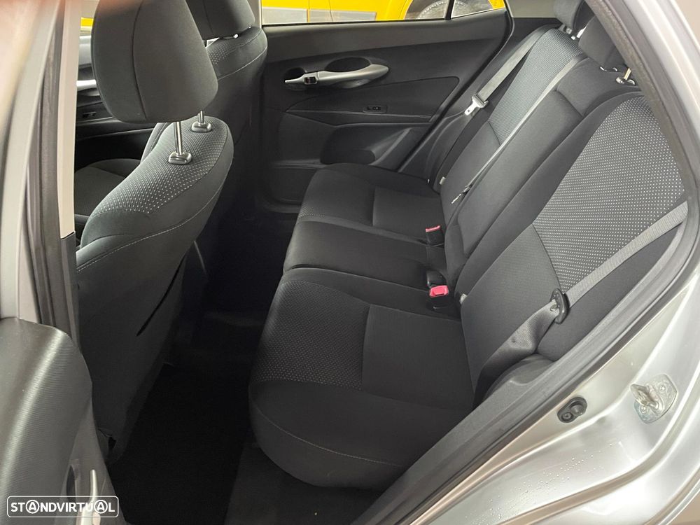 Toyota Auris 1.4 D-4D Cool - 21