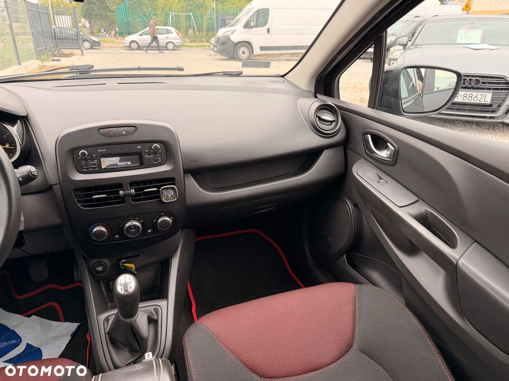 Renault Clio 1.2 16V Intens - 23