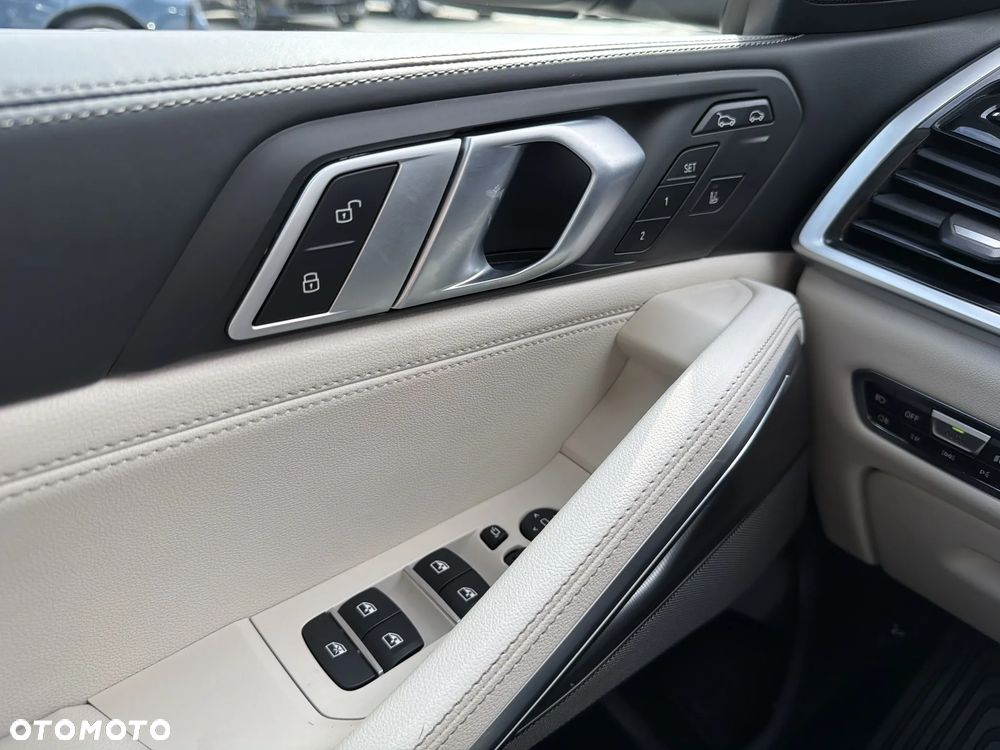 BMW X6 xDrive30d - 24
