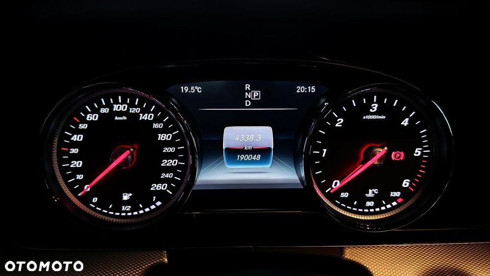 Mercedes-Benz Klasa E 220 d 9G-TRONIC - 10
