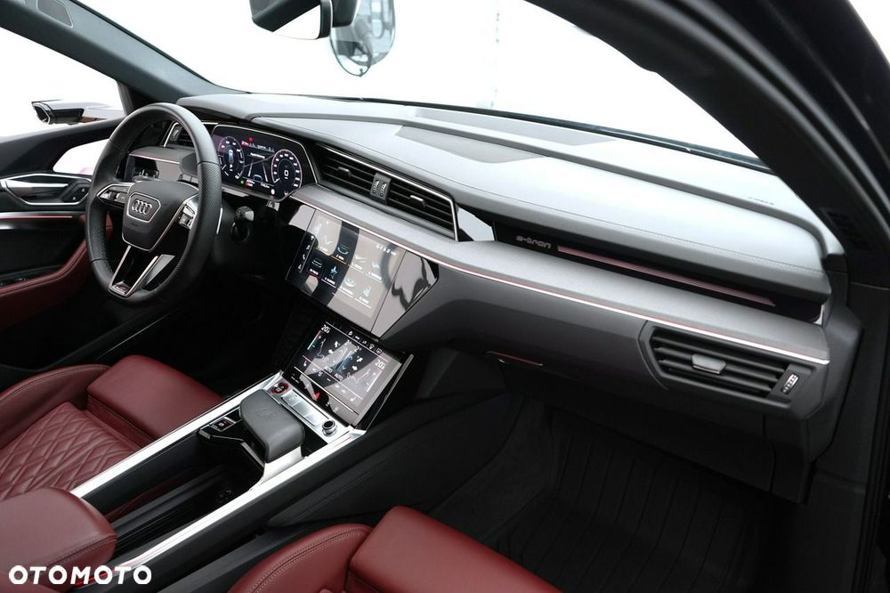 Audi e-tron Sportback - 29