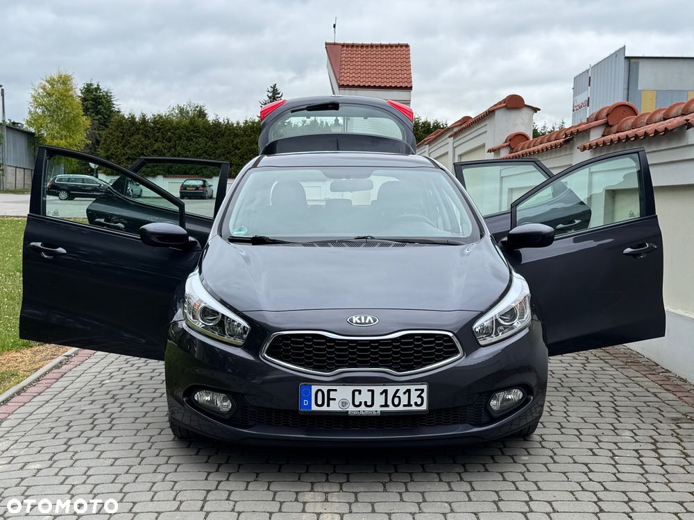 Kia Ceed - 25