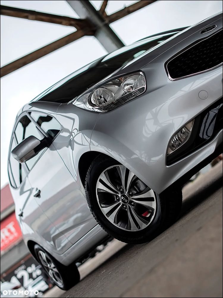 Kia Venga - 12