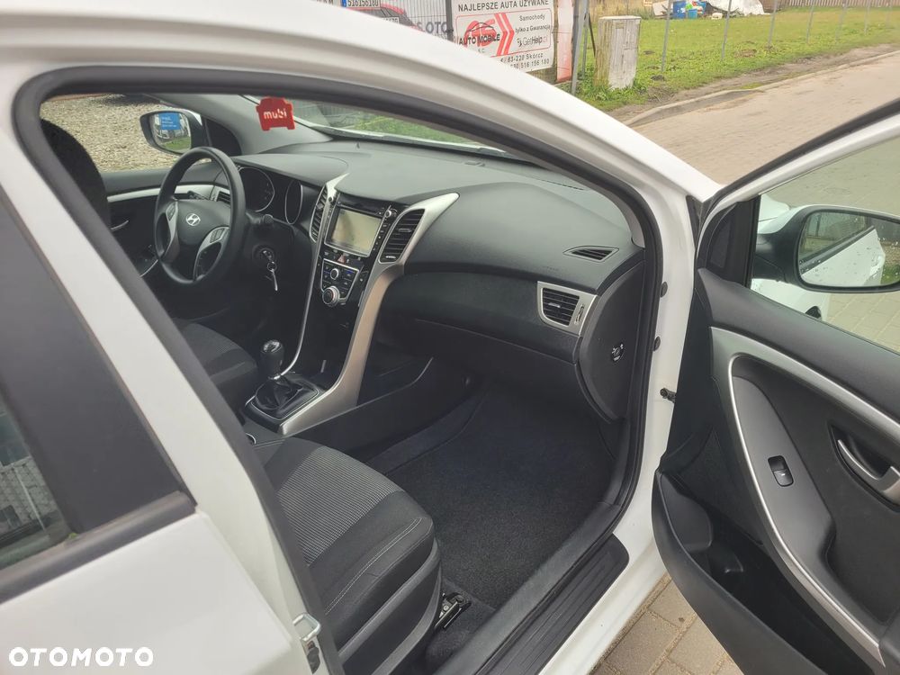 Hyundai i30 - 15