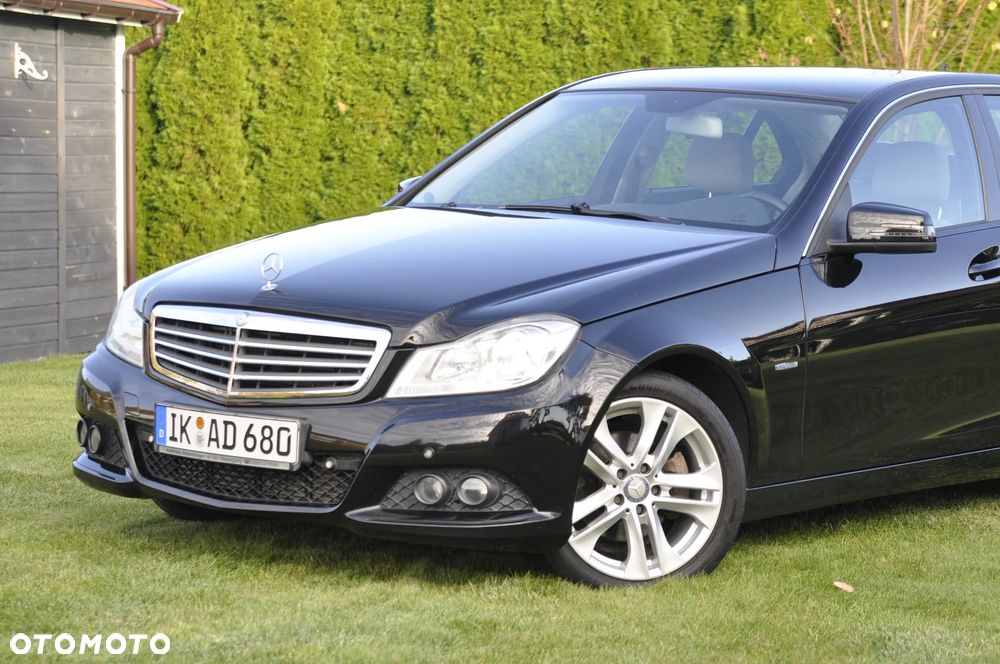 Mercedes-Benz C-Klasa 2011 photo 3