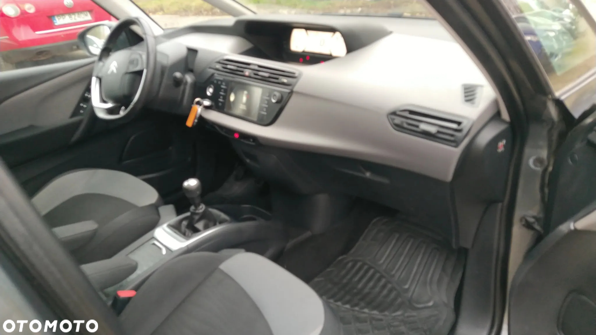 Citroën C4 Picasso 1.2 PureTech Live S&S - 33