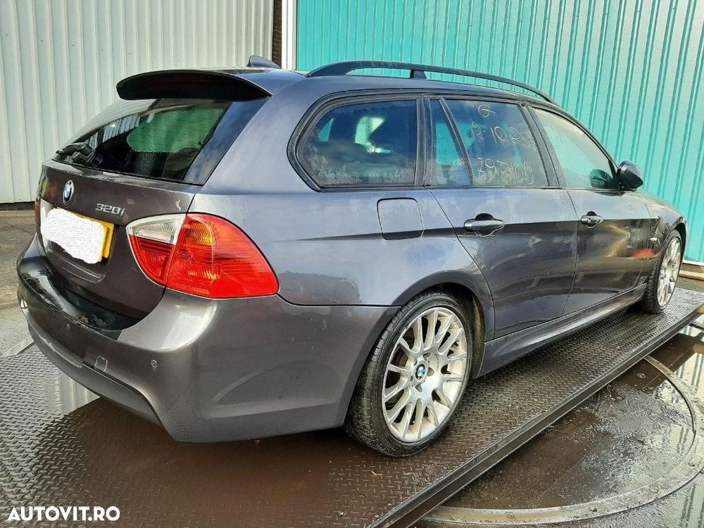 Aripa stanga fata BMW E91 2008 Break 2.0 i - 7