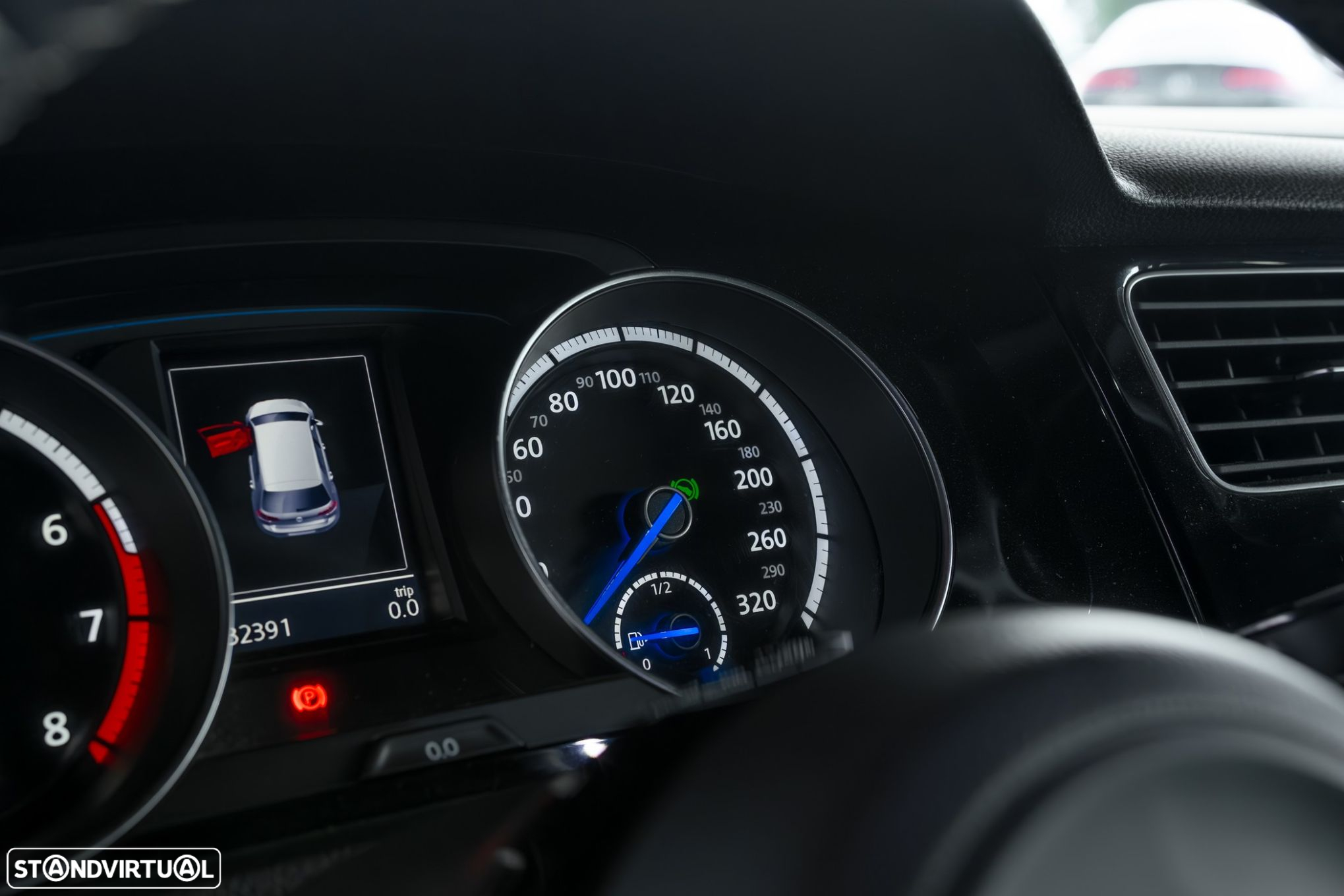 VW Golf R 2.0 TSI OPF 4Motion DSG - 19