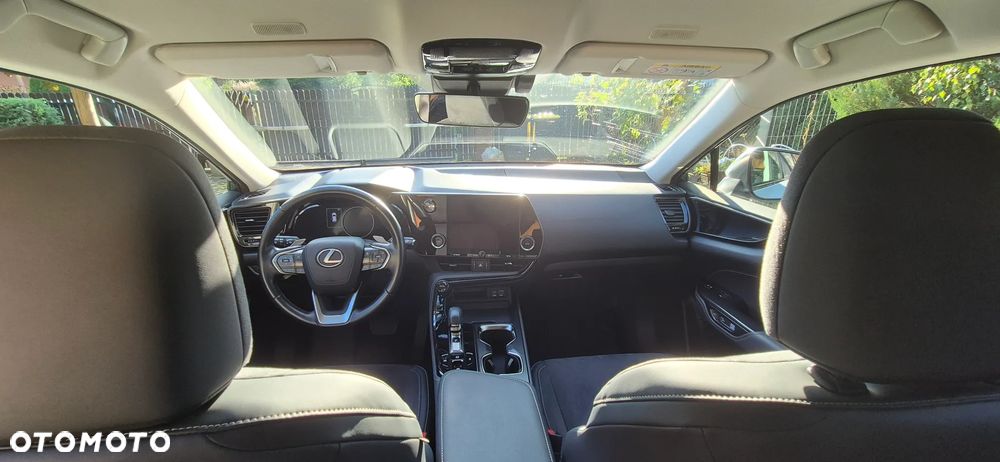 Lexus NX 350h Elegance 2WD - 12