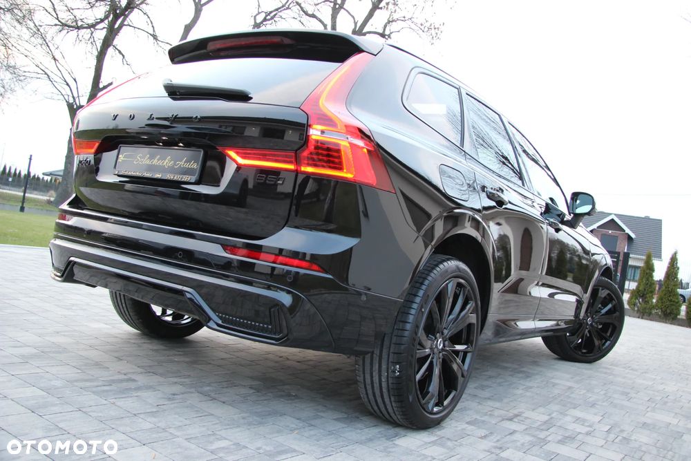 Volvo XC 60 B5 B AWD Plus Black Edition - 18