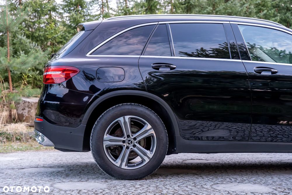 Mercedes-Benz GLC - 9