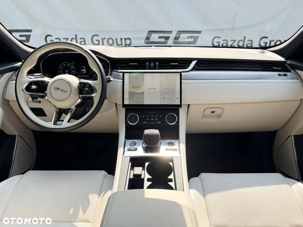 Jaguar F-Pace D200 AWD R-Dynamic S - 10