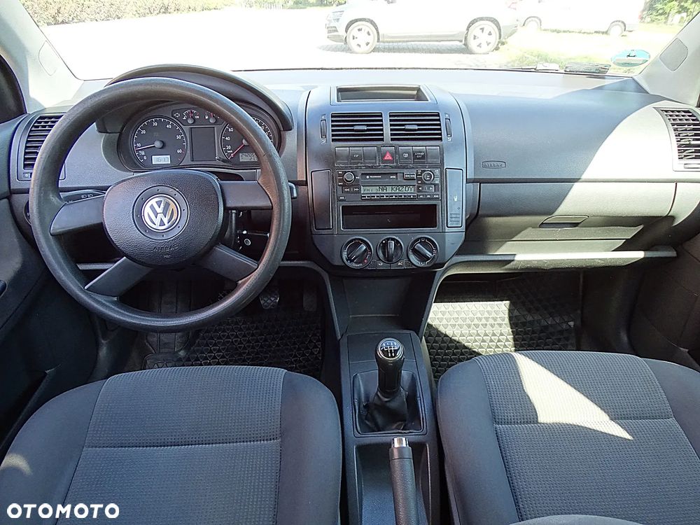 Volkswagen Polo 1.4 16V Comfortline - 6