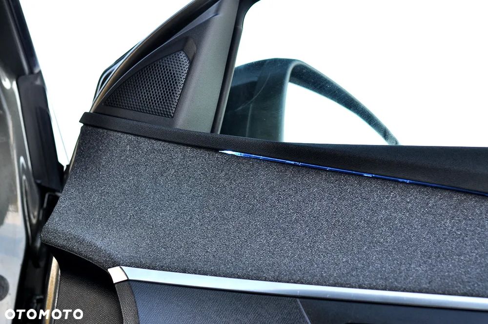 Peugeot 3008 1.5 BlueHDi GT Pack S&S EAT8 - 24