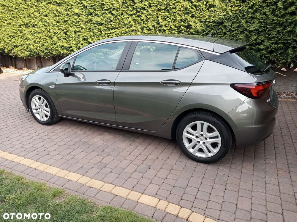 Opel Astra 1.4 T Dynamic S&S - 4