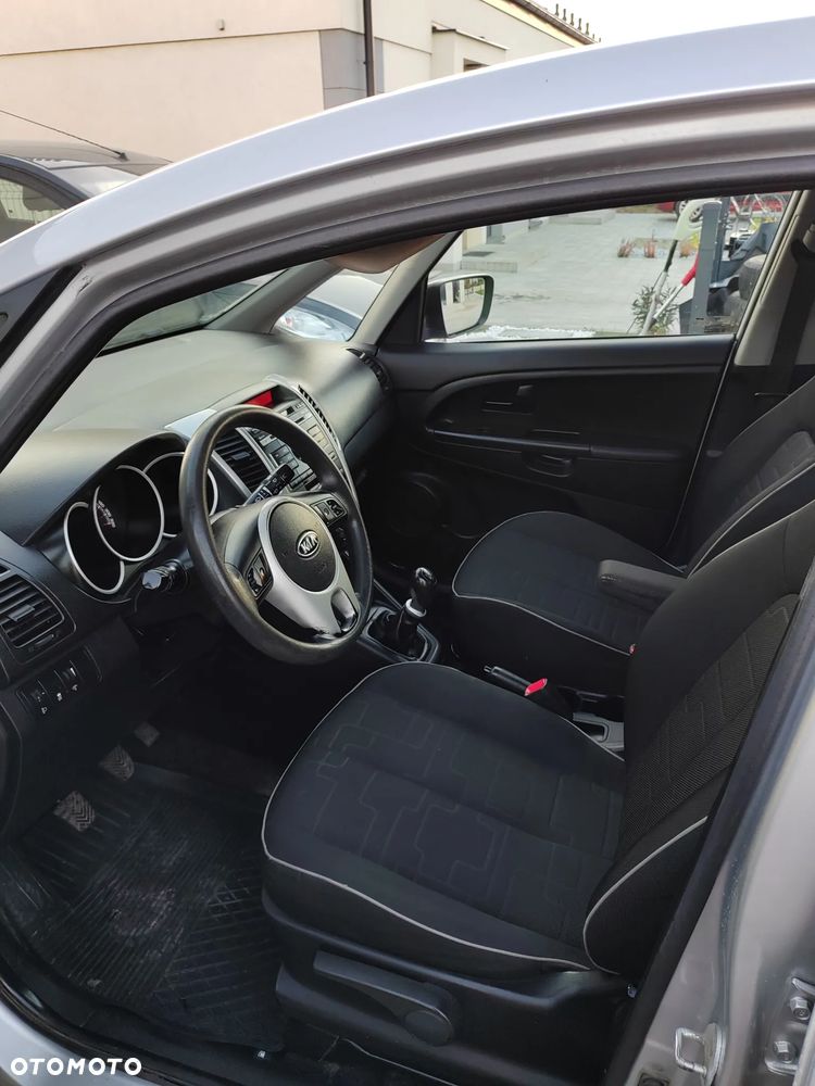 Kia Venga 1.4 CVVT Dream-Team Edition - 6